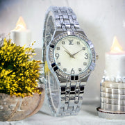 Women watch 3